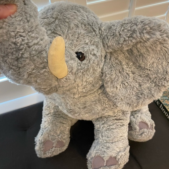 Vintage FAO Schwartz Stuffed Elephant - Picture 2 of 11